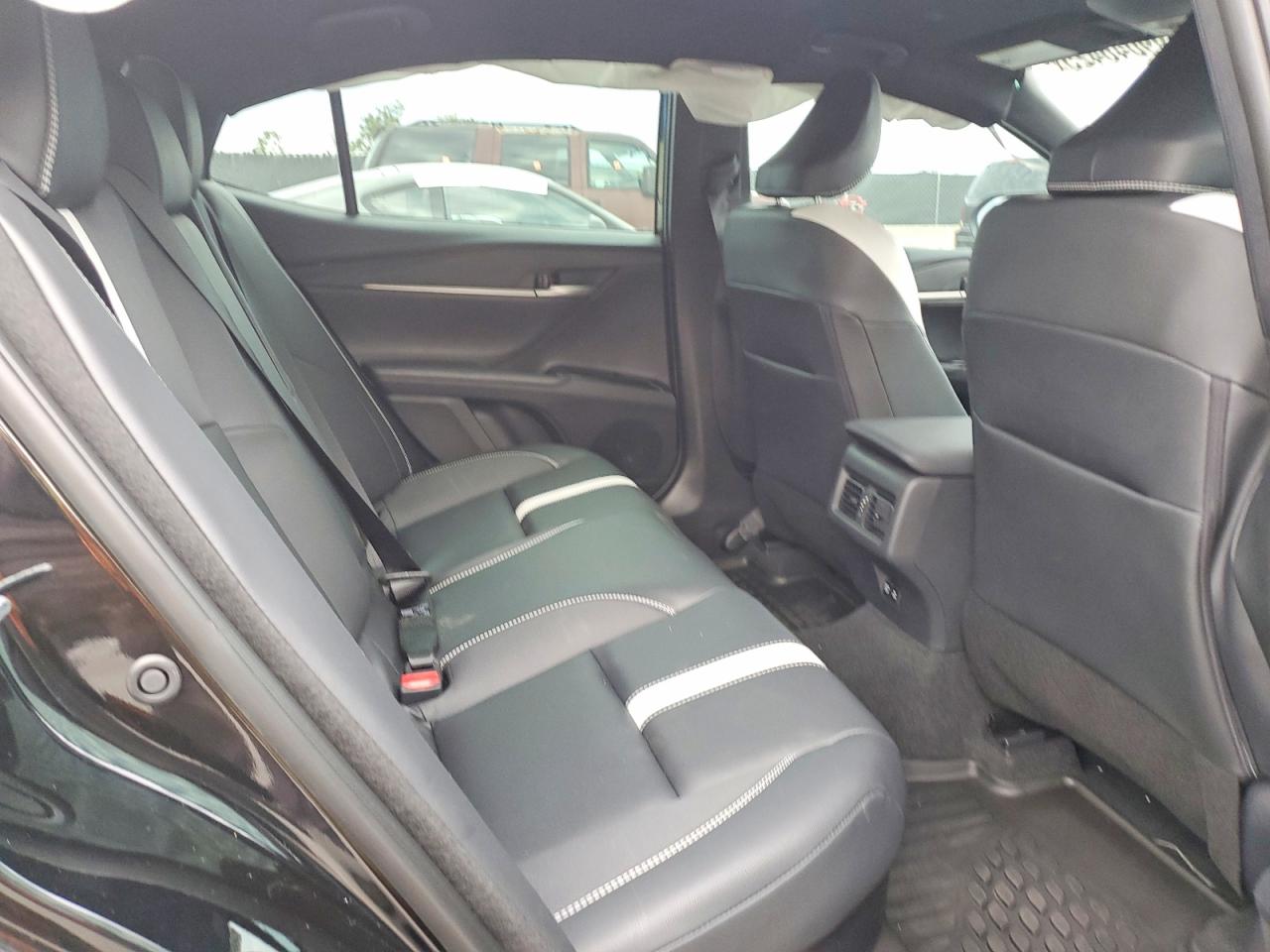 2026 TOYOTA CAMRY XSE photo 19