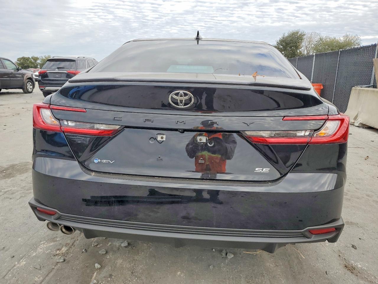 2026 TOYOTA CAMRY XSE photo 11