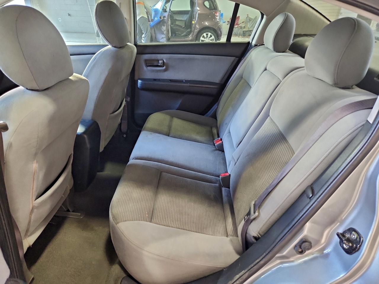 2012 NISSAN SENTRA 2.0 photo 10
