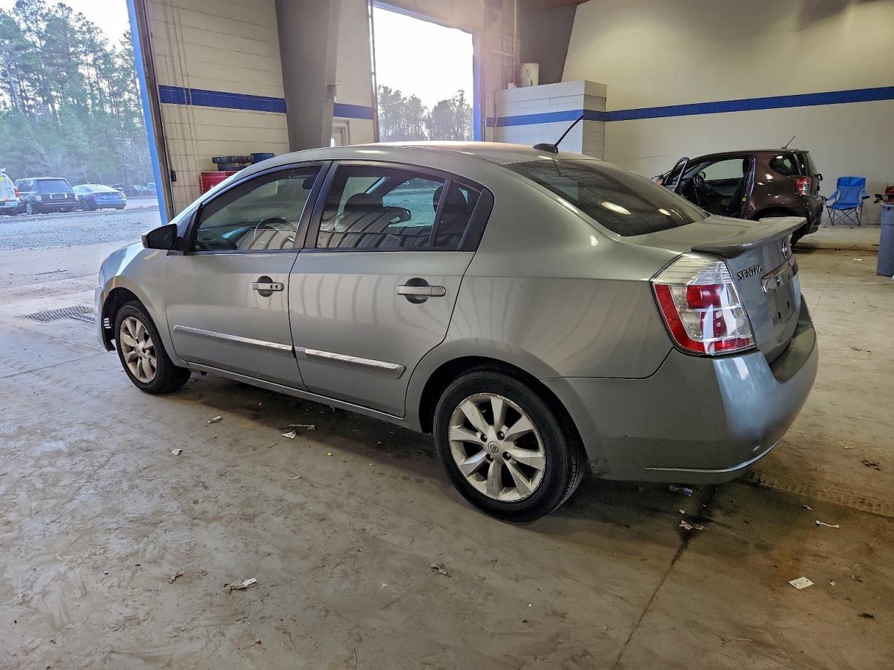 2012 NISSAN SENTRA 2.0 photo 2