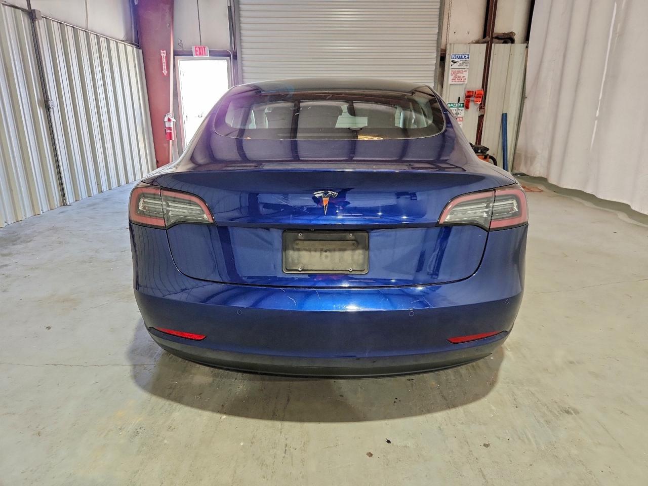 2022 TESLA MODEL 3 photo 6