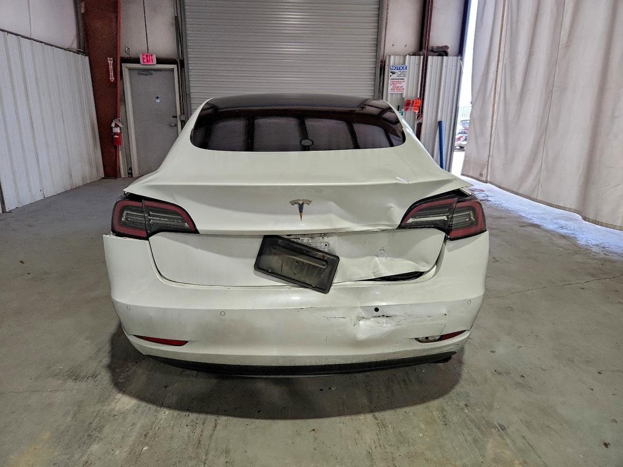 2022 TESLA MODEL 3 photo 6