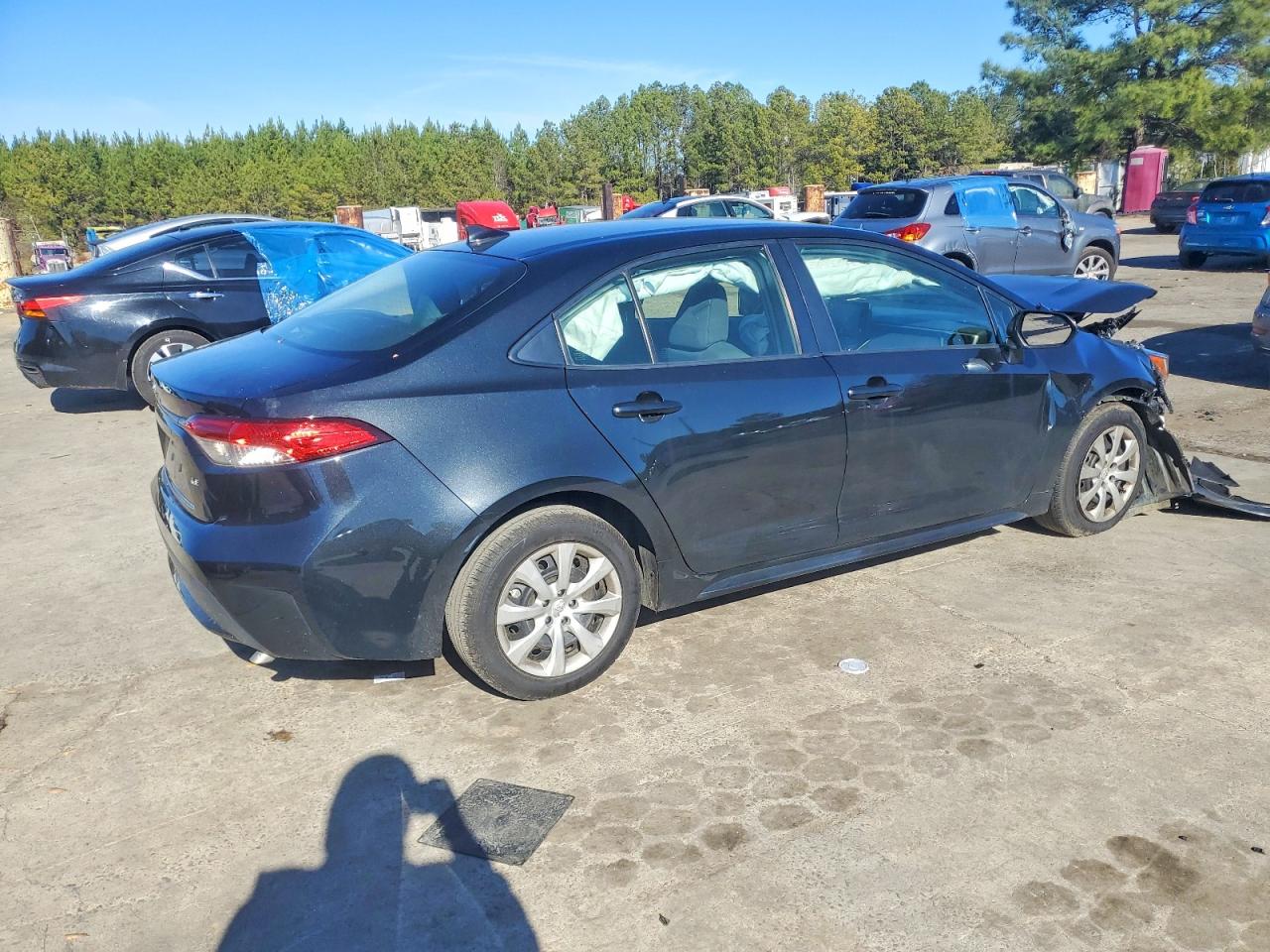 2022 TOYOTA COROLLA LE photo 5