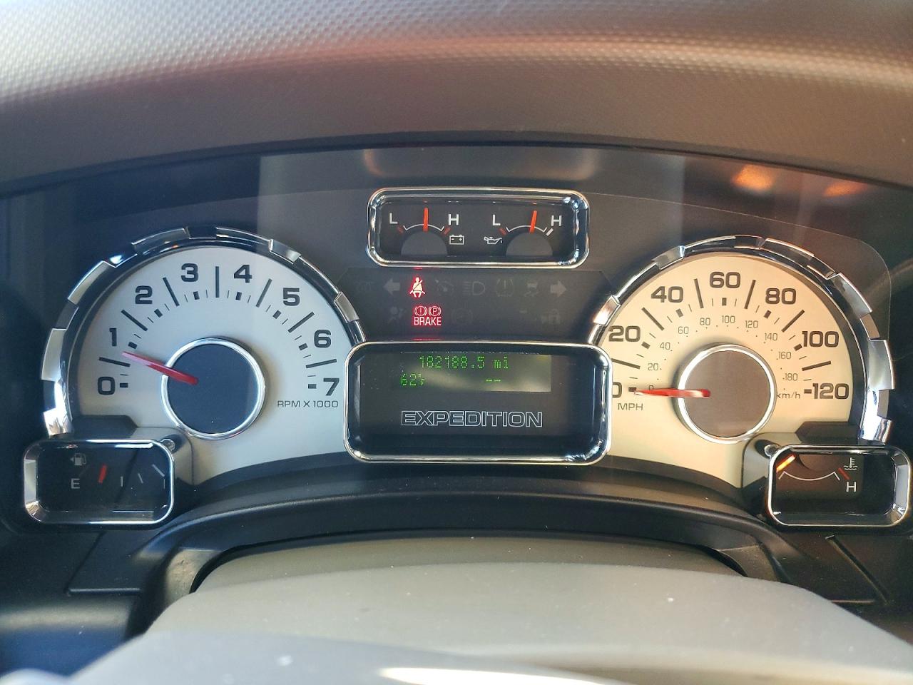 2012 FORD EXPEDITION XLT photo 9