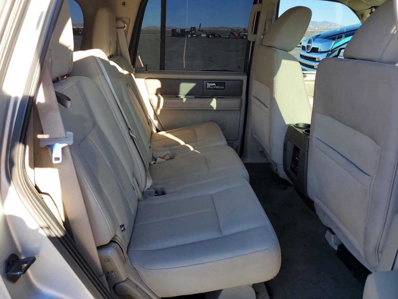 2012 FORD EXPEDITION XLT photo 11