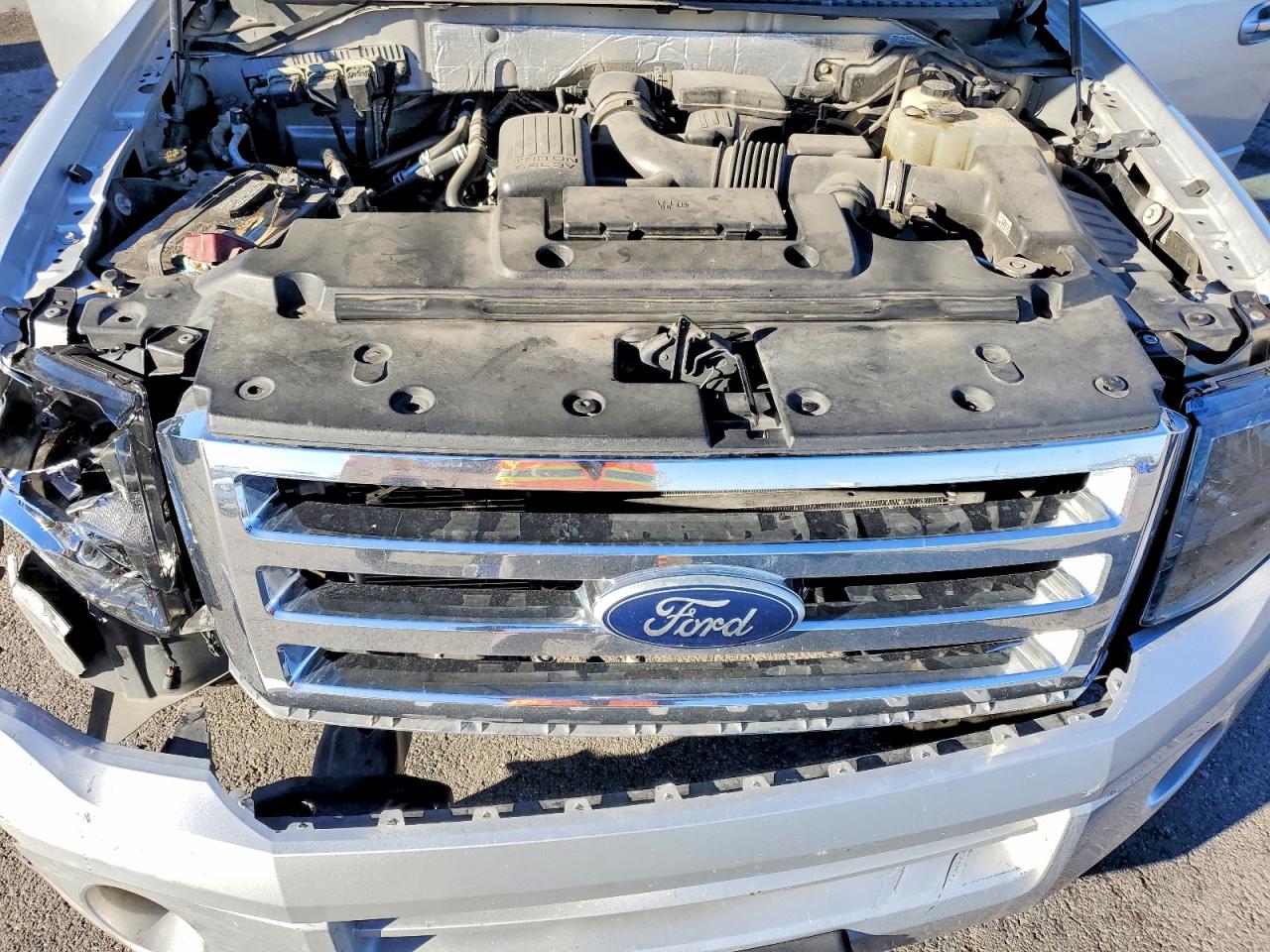 2012 FORD EXPEDITION XLT photo 12