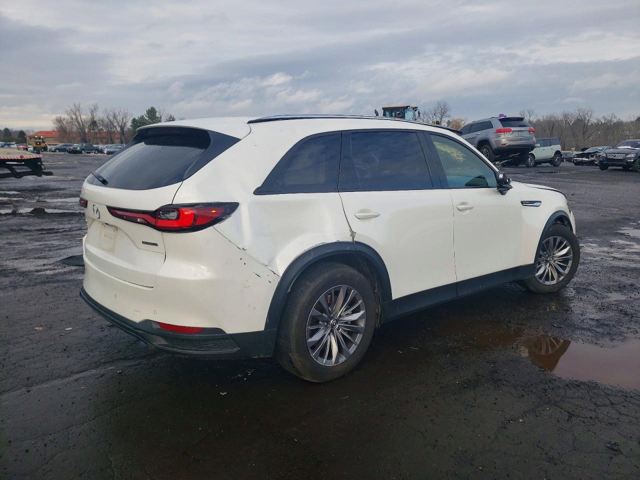 2025 MAZDA CX-90 PREFERRED photo 3