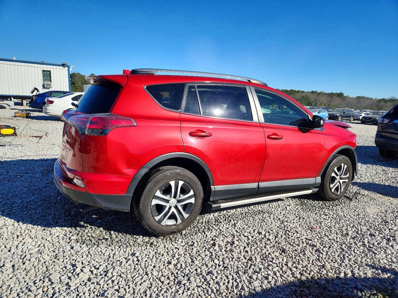 2017 TOYOTA RAV4 LE photo 3