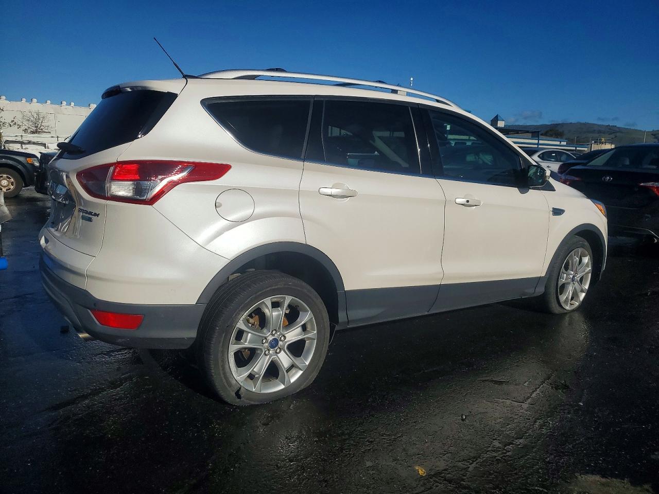 2014 FORD ESCAPE TITANIUM photo 3