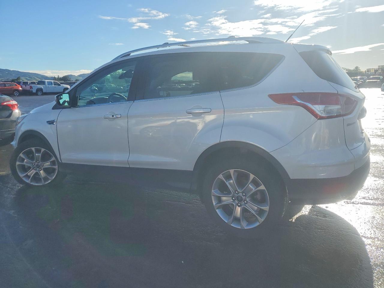 2014 FORD ESCAPE TITANIUM photo 2