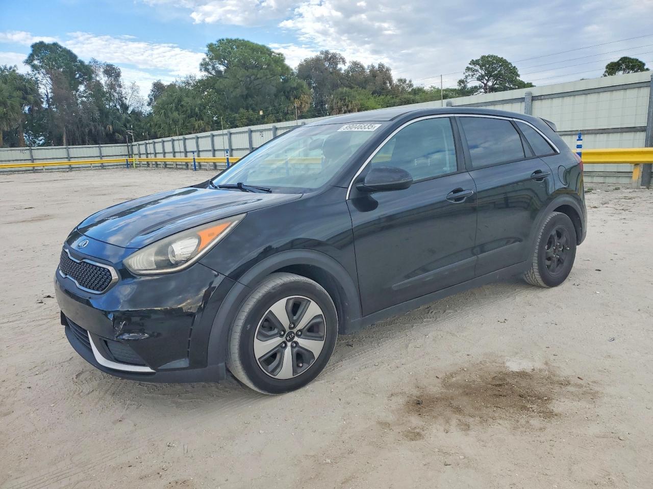 2017 KIA NIRO