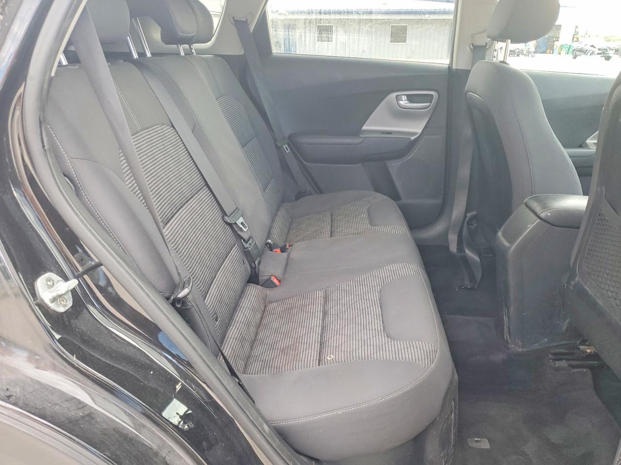 2017 KIA NIRO FE photo 11