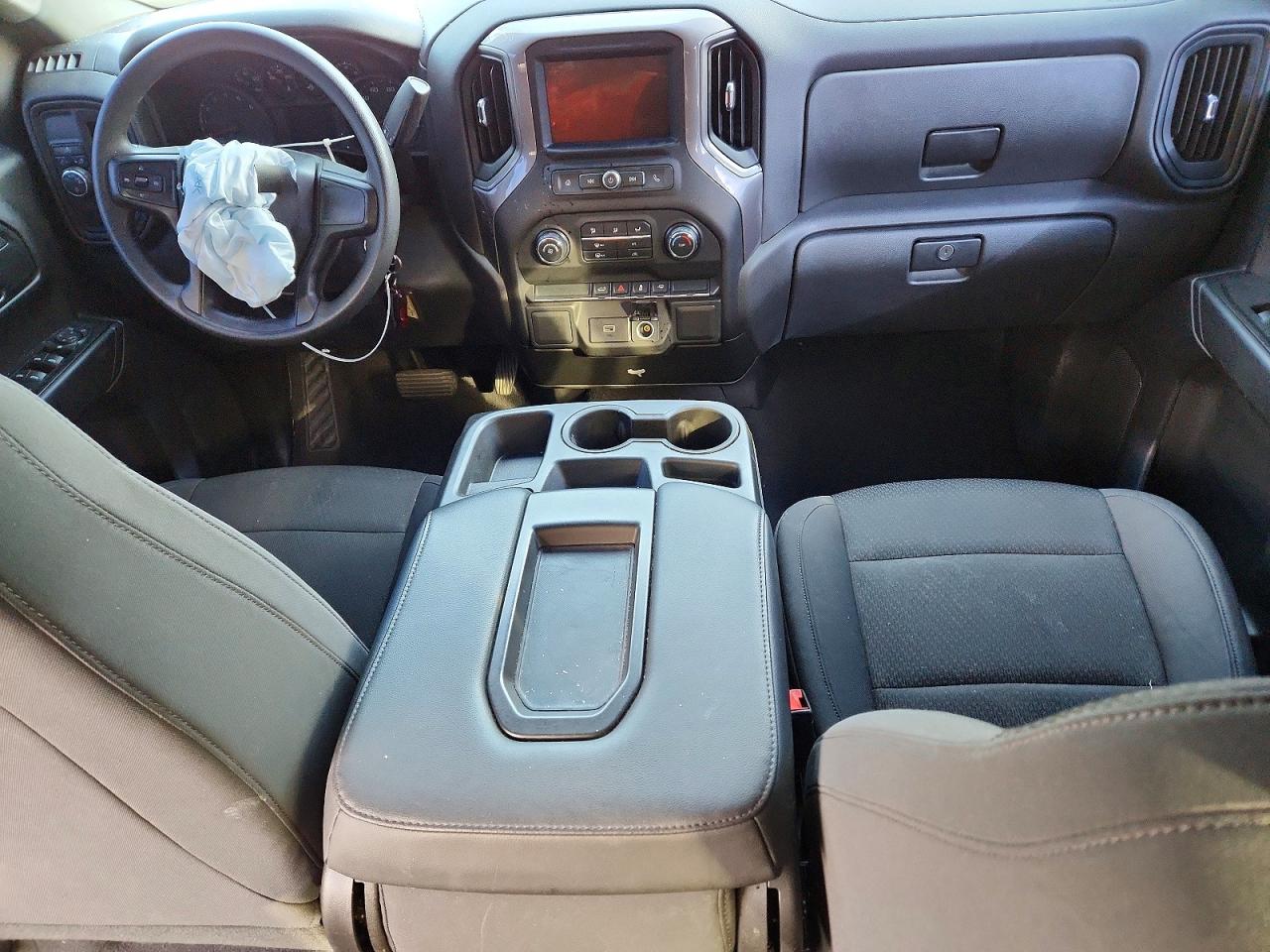 2020 CHEVROLET SILVERADO C1500 CUSTOM photo 8