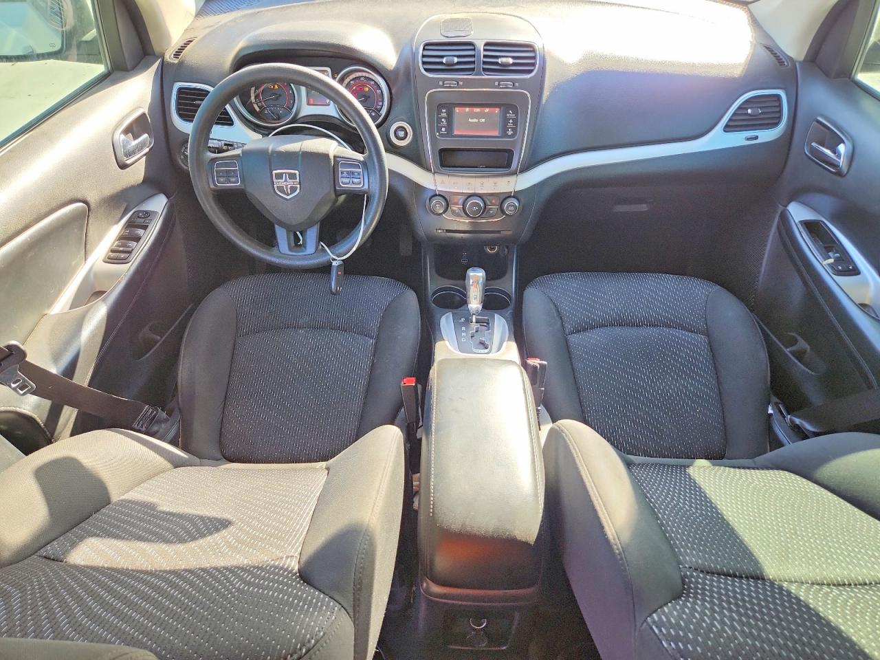 2018 DODGE JOURNEY SXT photo 8