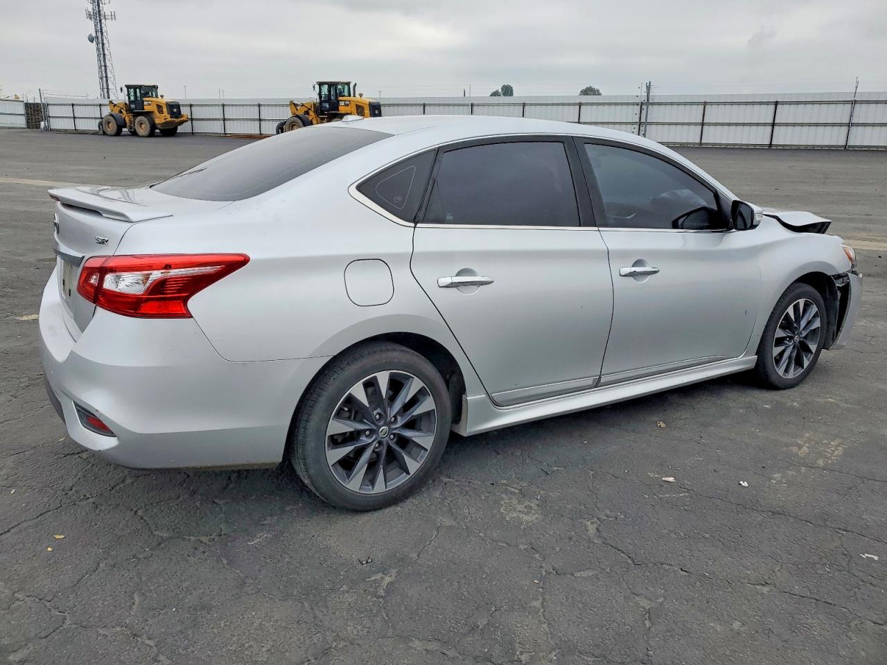 2018 NISSAN SENTRA S photo 3