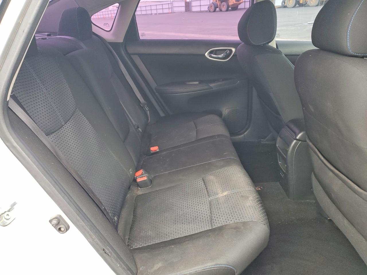 2018 NISSAN SENTRA S photo 10