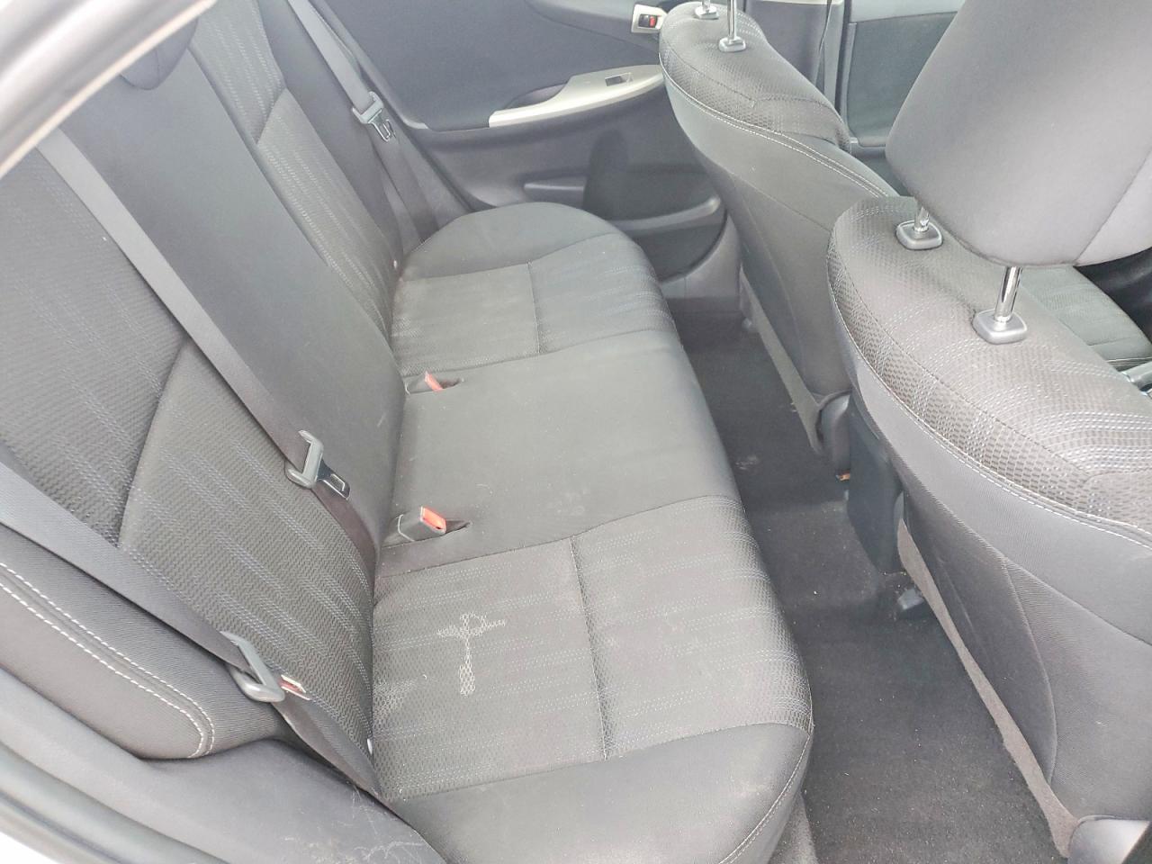 2013 TOYOTA COROLLA BASE photo 10