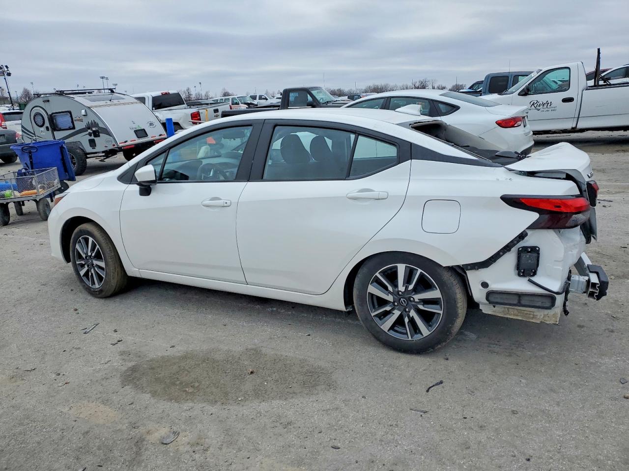 2024 NISSAN VERSA SV photo 3
