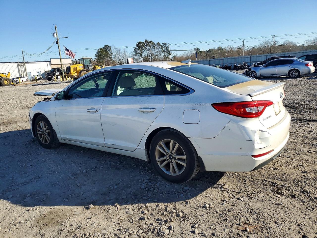 2015 HYUNDAI SONATA SE photo 2