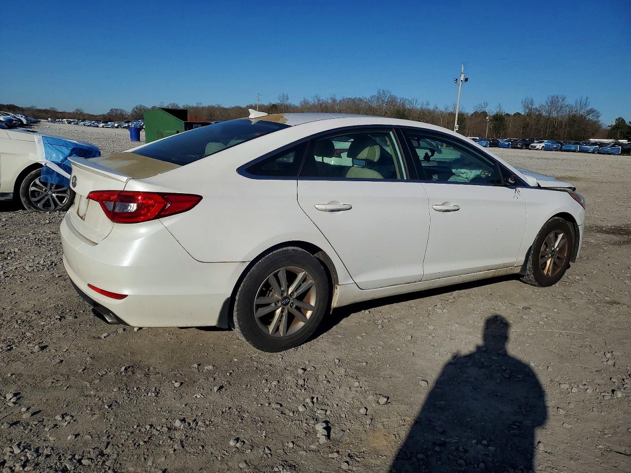2015 HYUNDAI SONATA SE photo 3