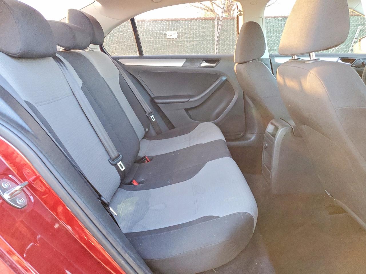 2018 VOLKSWAGEN JETTA S photo 19