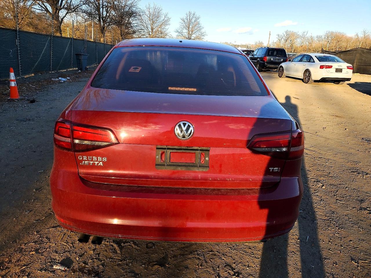 2018 VOLKSWAGEN JETTA S photo 11