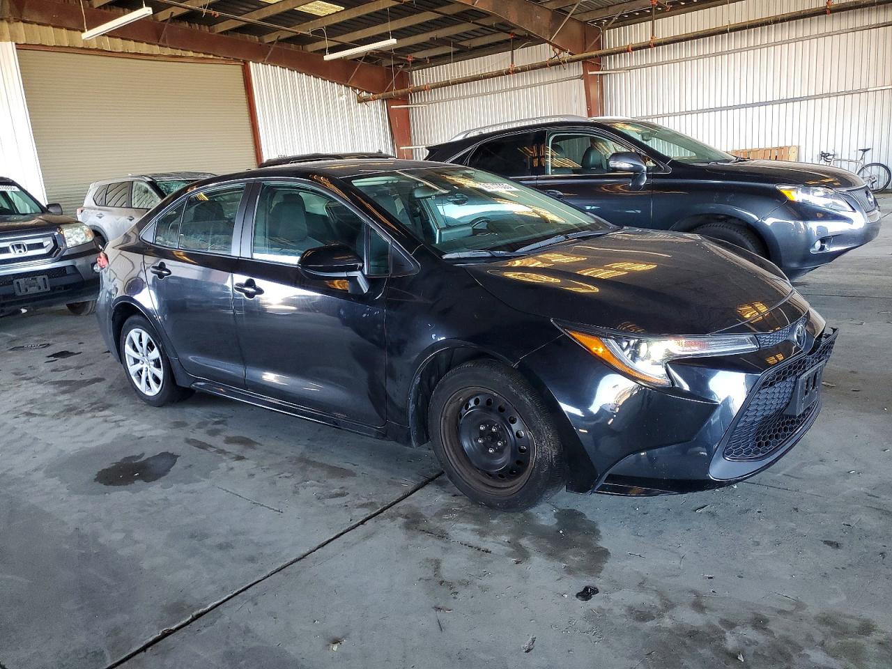 2020 TOYOTA COROLLA LE photo 4