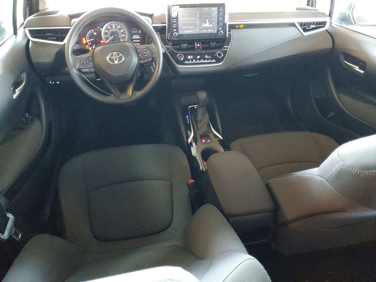 2020 TOYOTA COROLLA LE photo 8