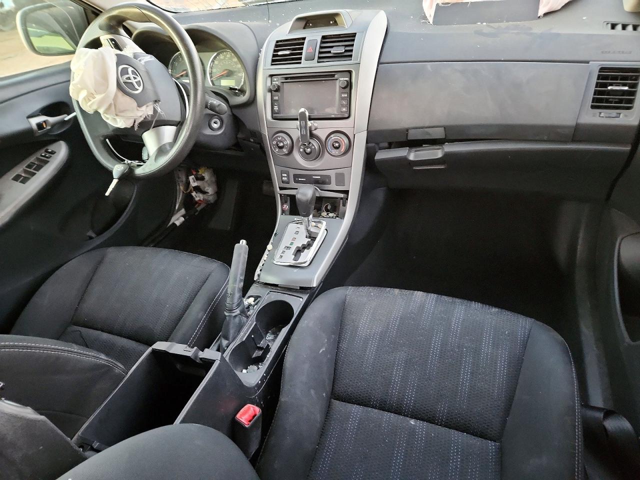 2013 TOYOTA COROLLA BASE photo 15