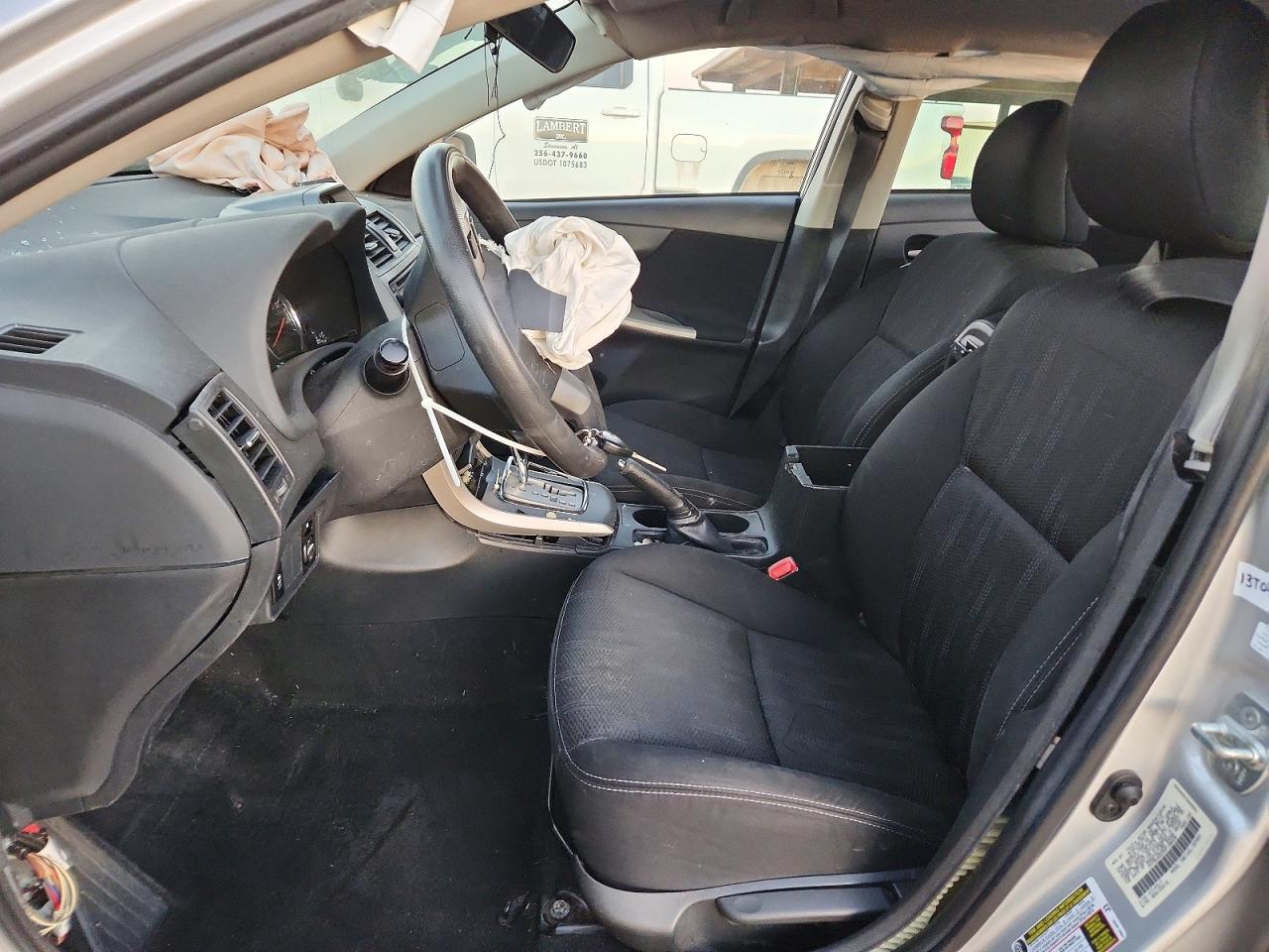2013 TOYOTA COROLLA BASE photo 13