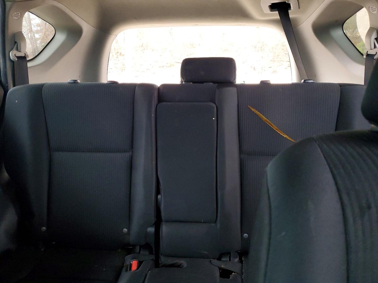 2018 TOYOTA RAV4 LE photo 10