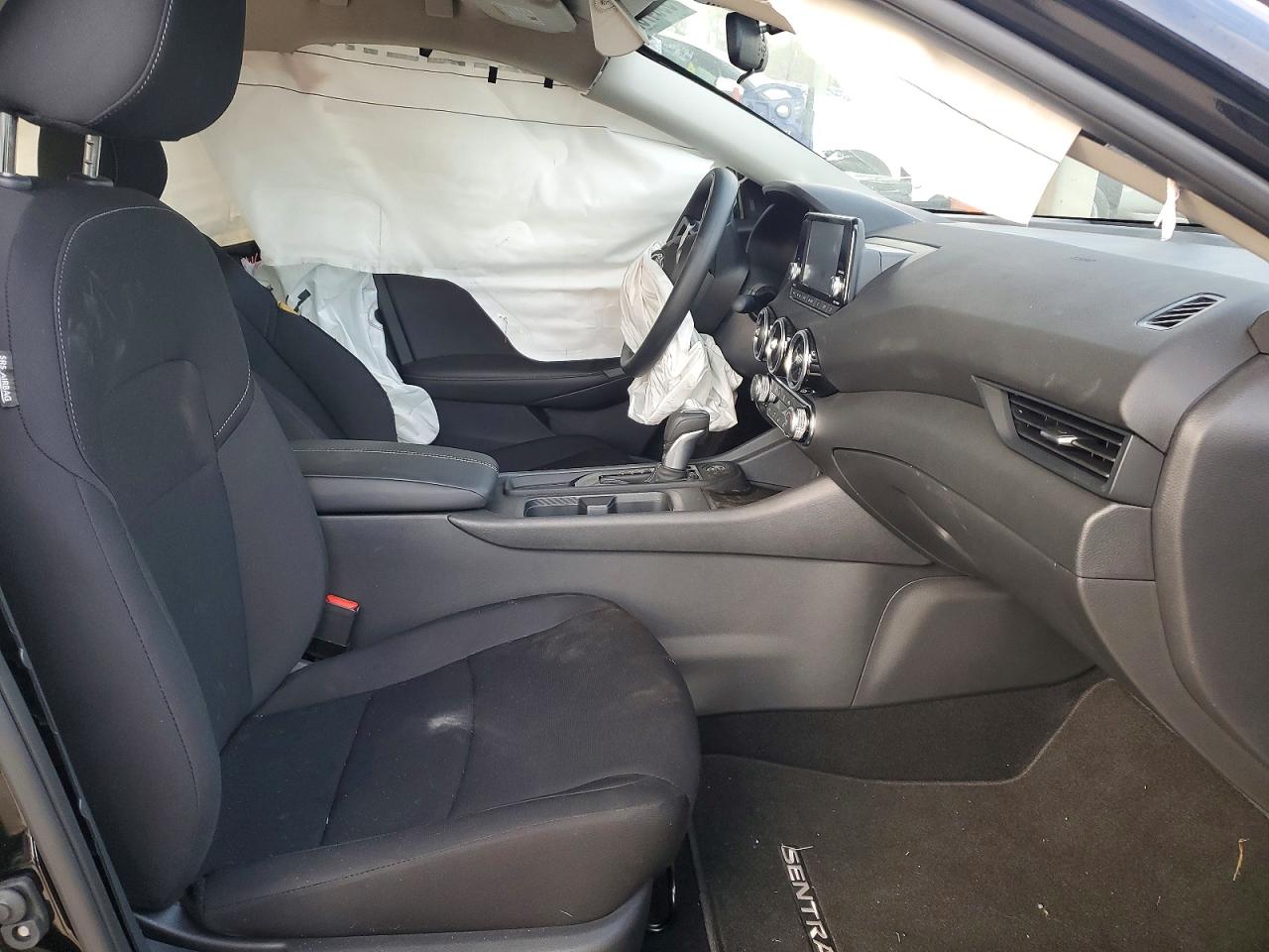 2025 NISSAN SENTRA S photo 7