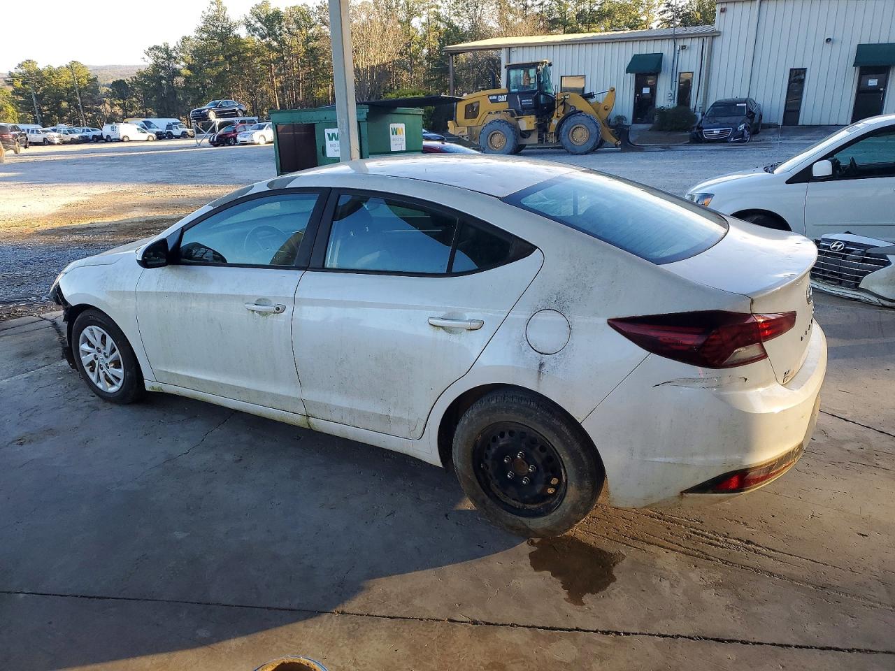 2019 HYUNDAI ELANTRA SE photo 2