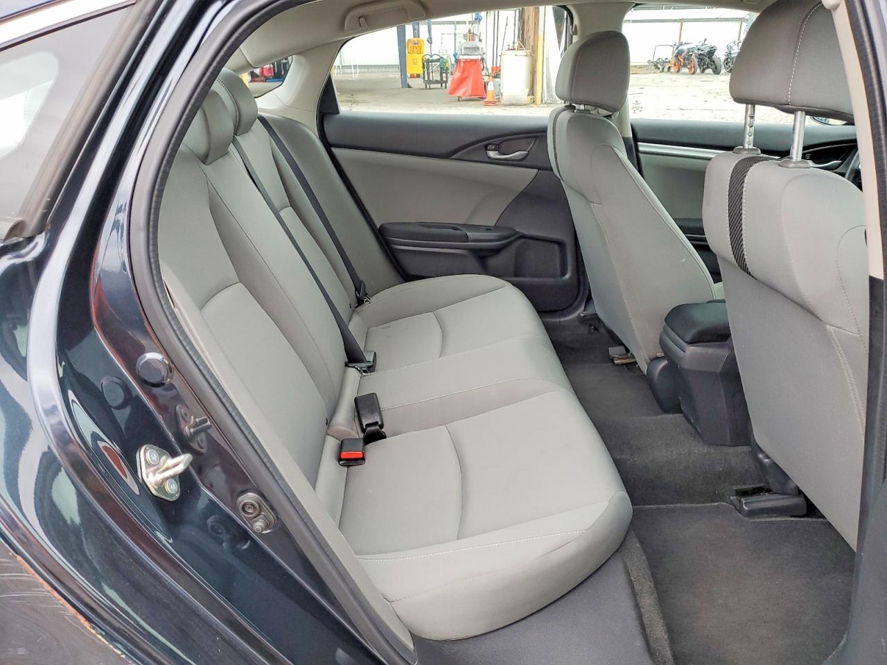 2017 HONDA CIVIC LX photo 10