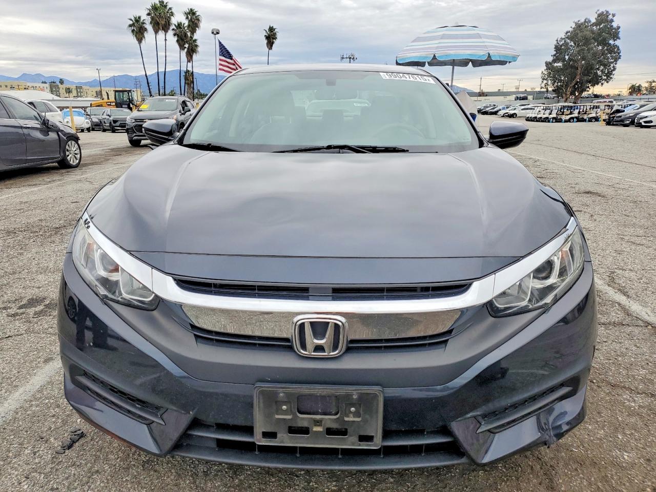 2017 HONDA CIVIC LX photo 5