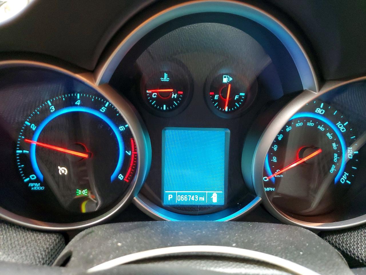 2016 CHEVROLET CRUZE LIMITED LT photo 9