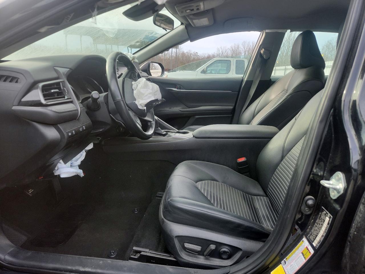 2023 TOYOTA CAMRY SE NIGHT SHADE photo 7