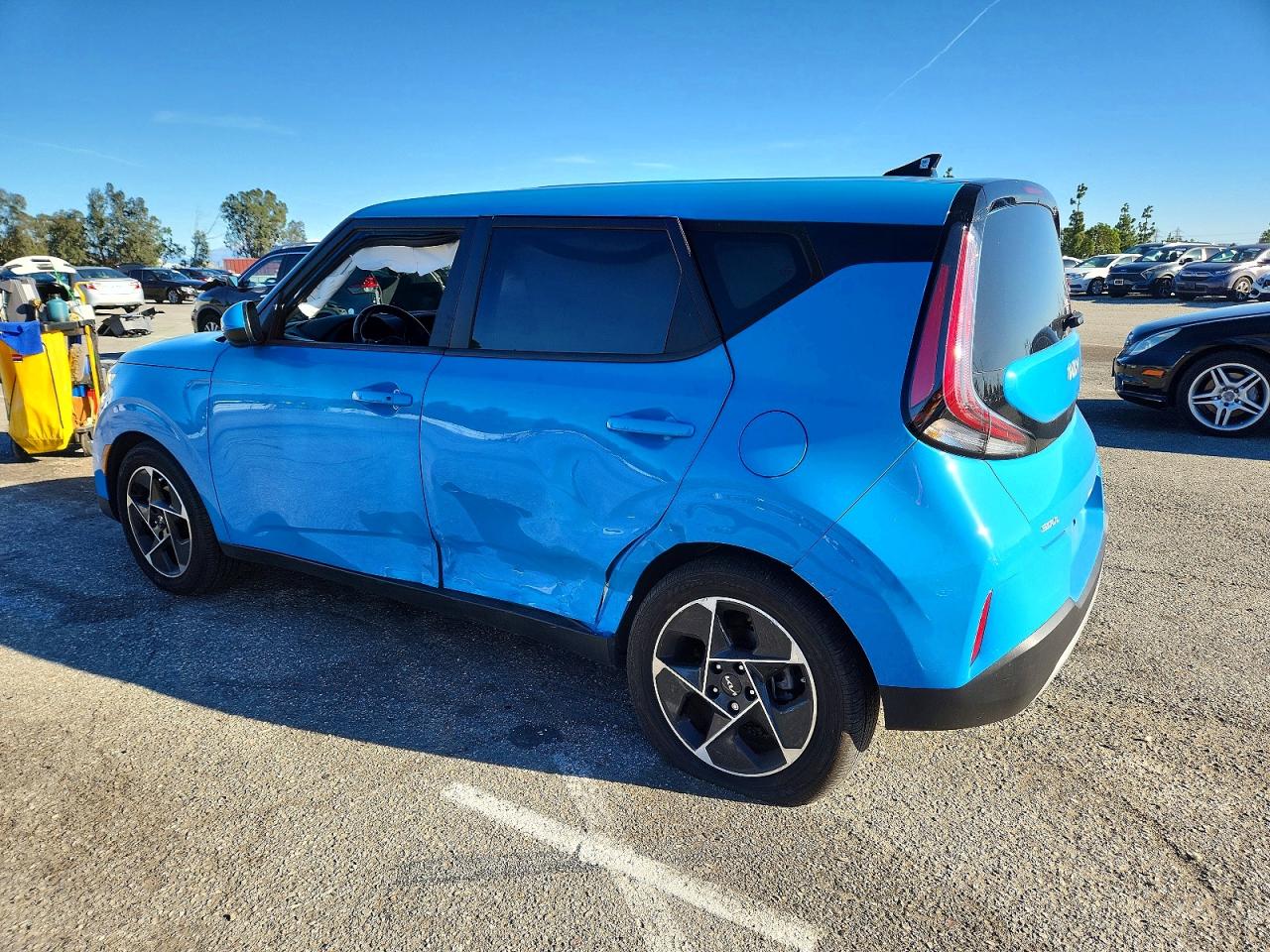 2024 KIA SOUL EX photo 2
