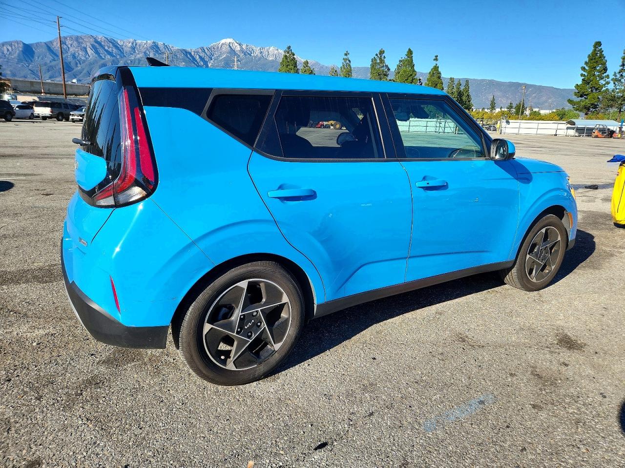 2024 KIA SOUL EX photo 3