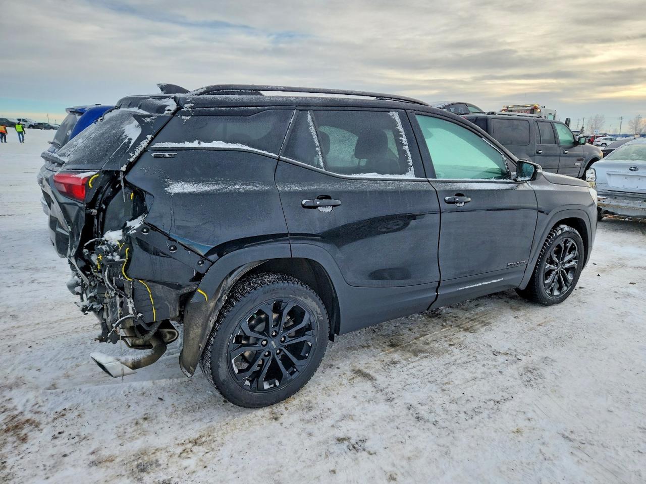 2019 GMC TERRAIN SLT photo 3