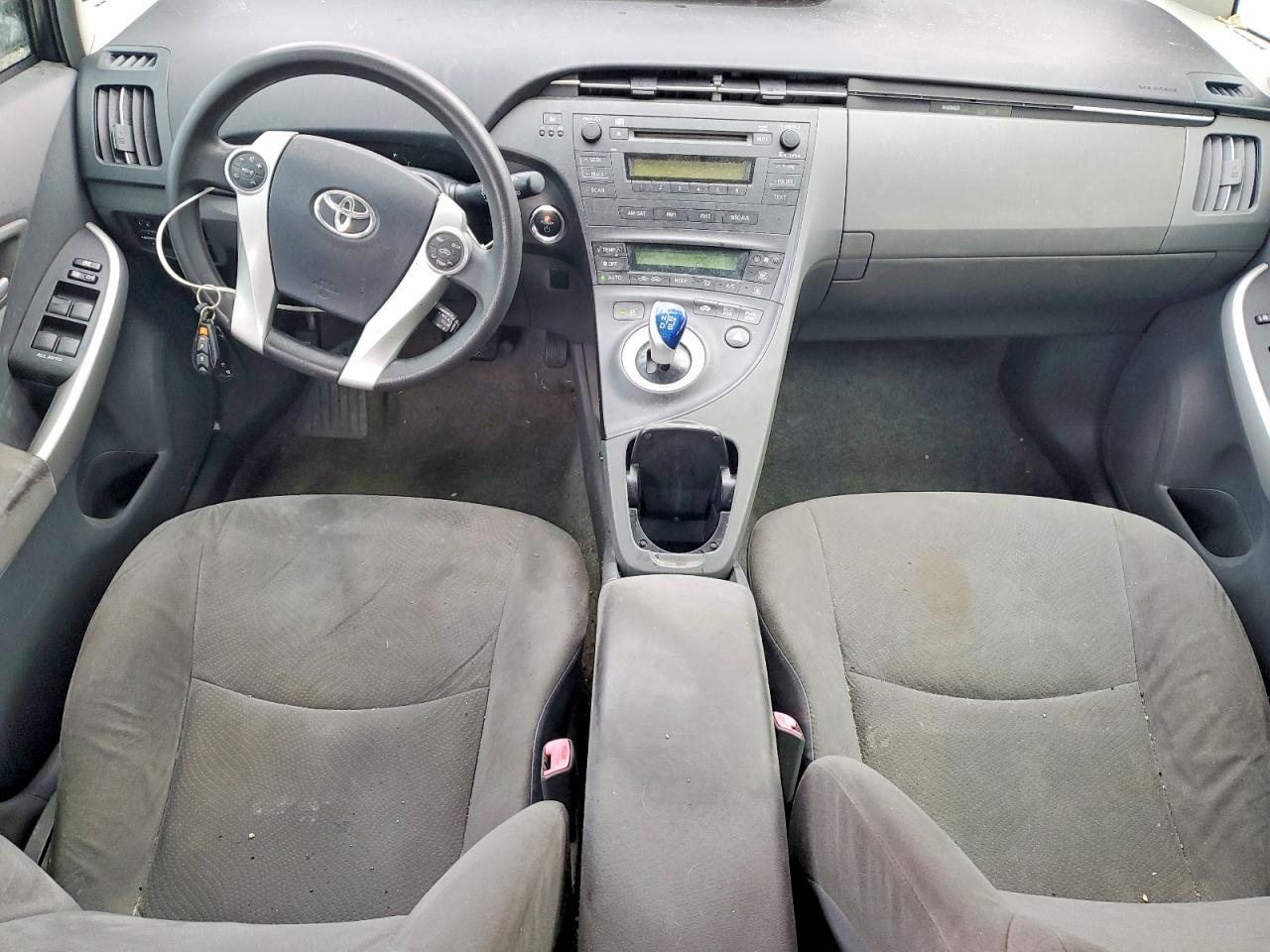 2010 TOYOTA PRIUS photo 15