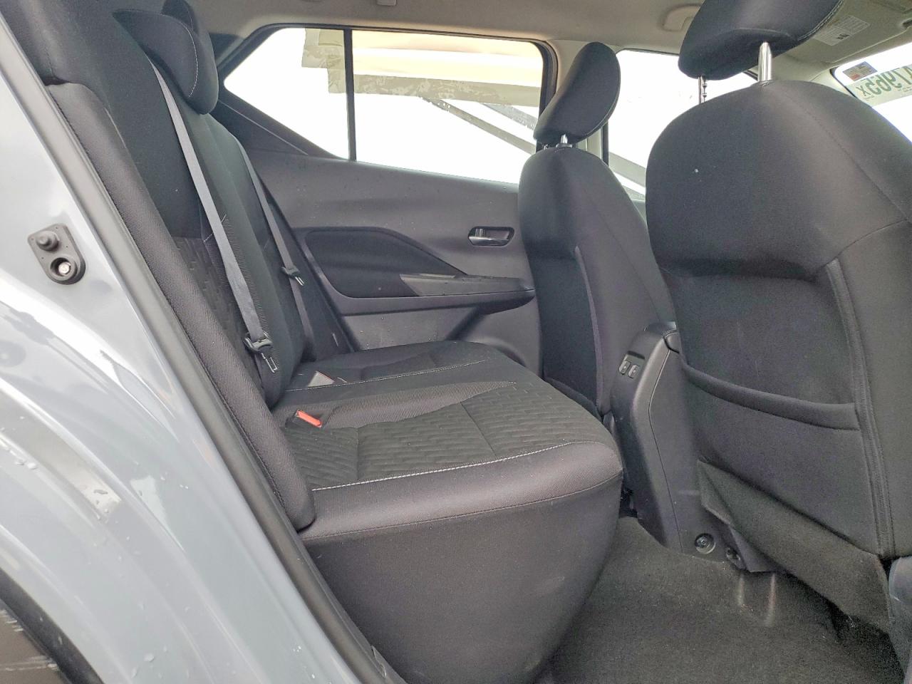 2022 NISSAN KICKS SV photo 11