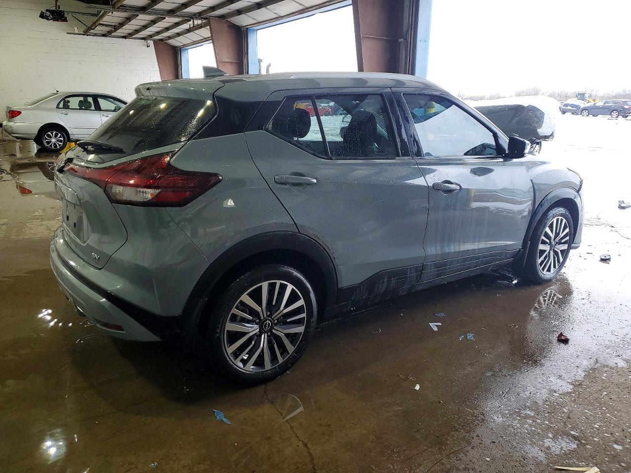 2022 NISSAN KICKS SV photo 3