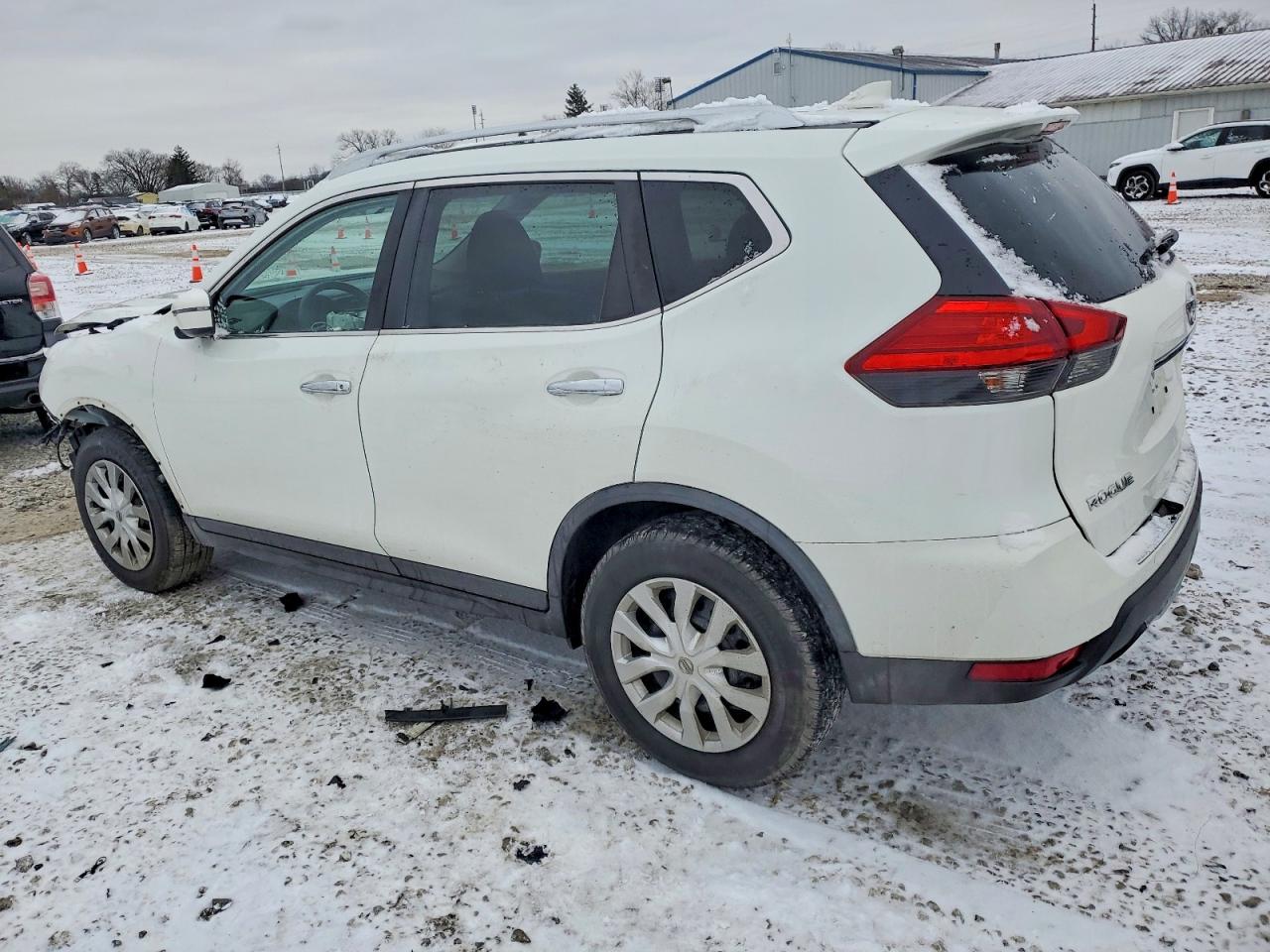 2017 NISSAN ROGUE S photo 2