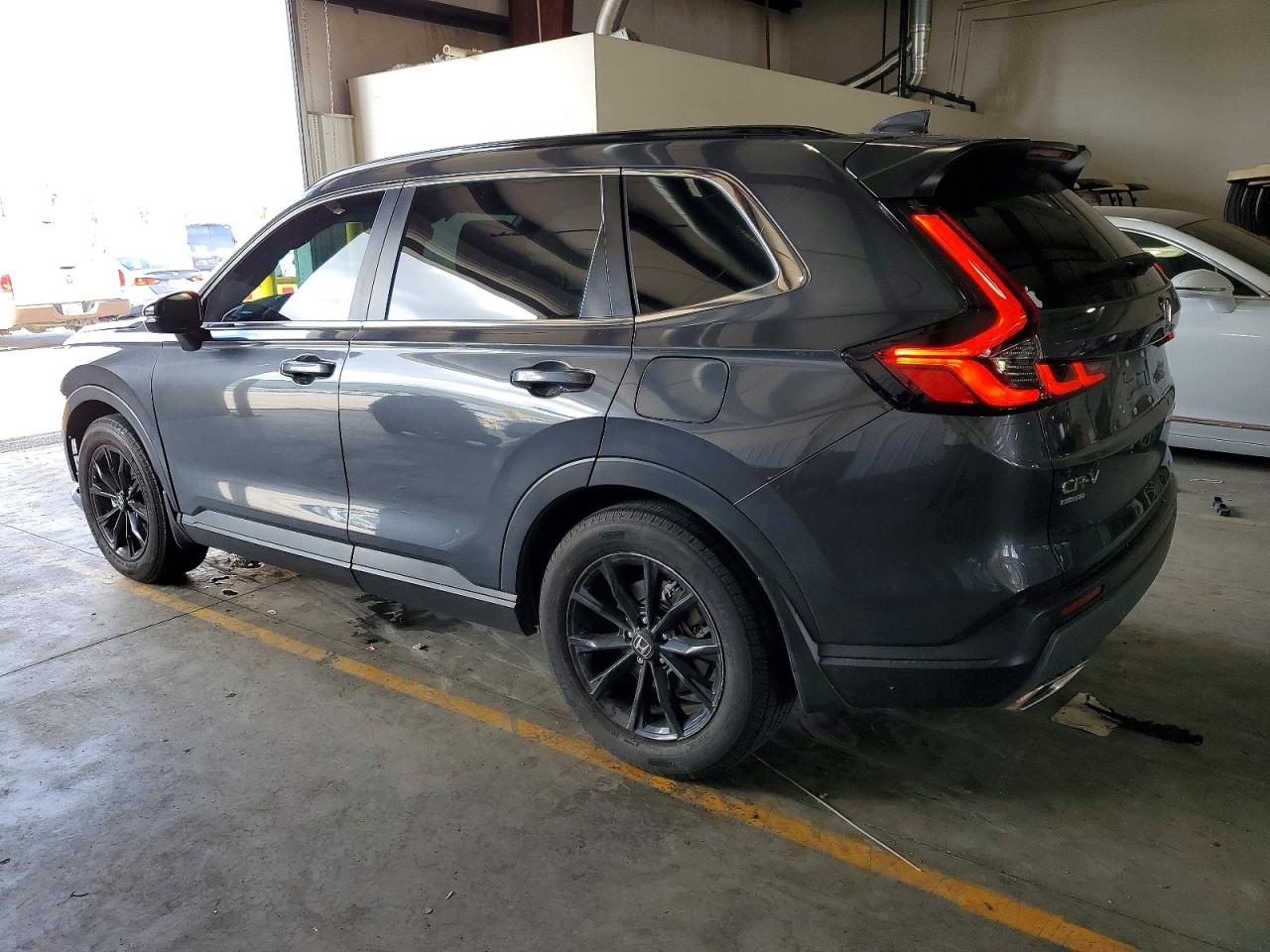 2024 HONDA CR-V SPORT-L photo 2
