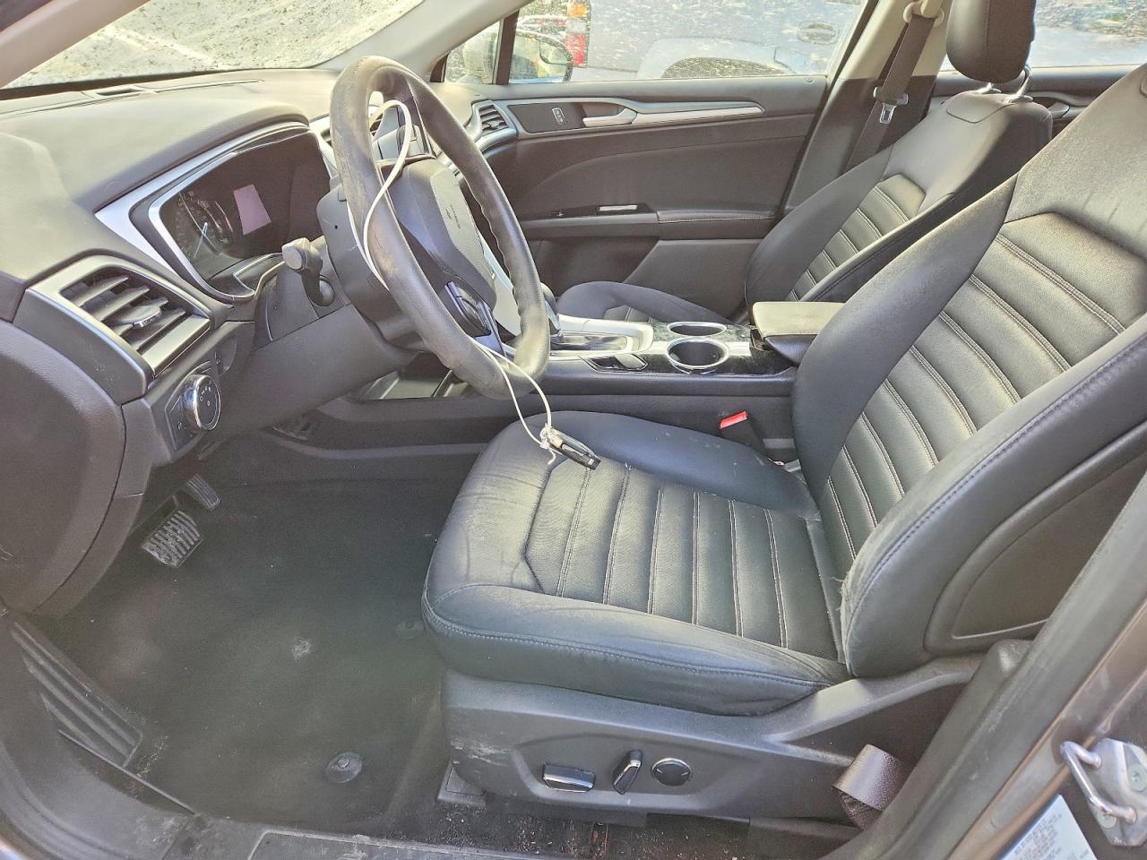 2013 FORD FUSION SE photo 7