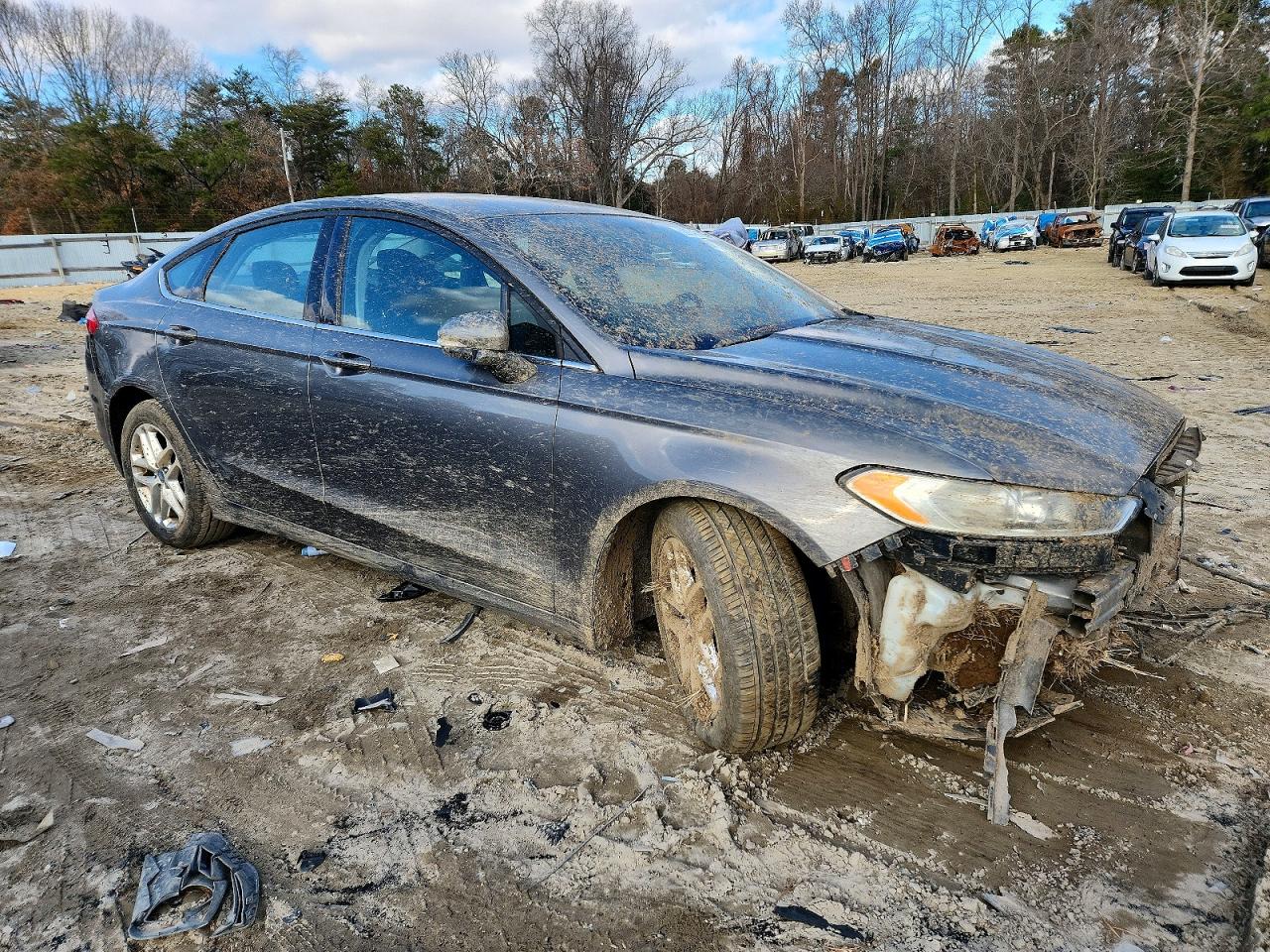 2013 FORD FUSION SE photo 4