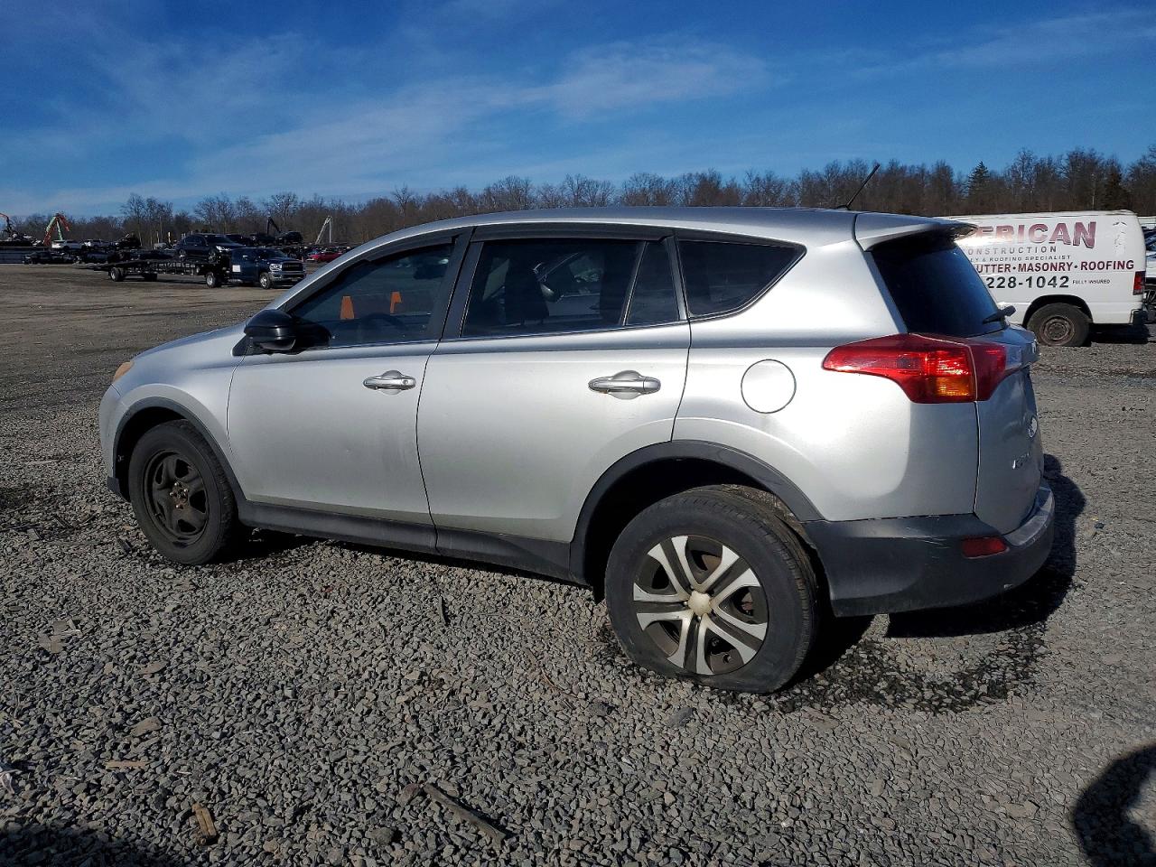 2013 TOYOTA RAV4 LE photo 3
