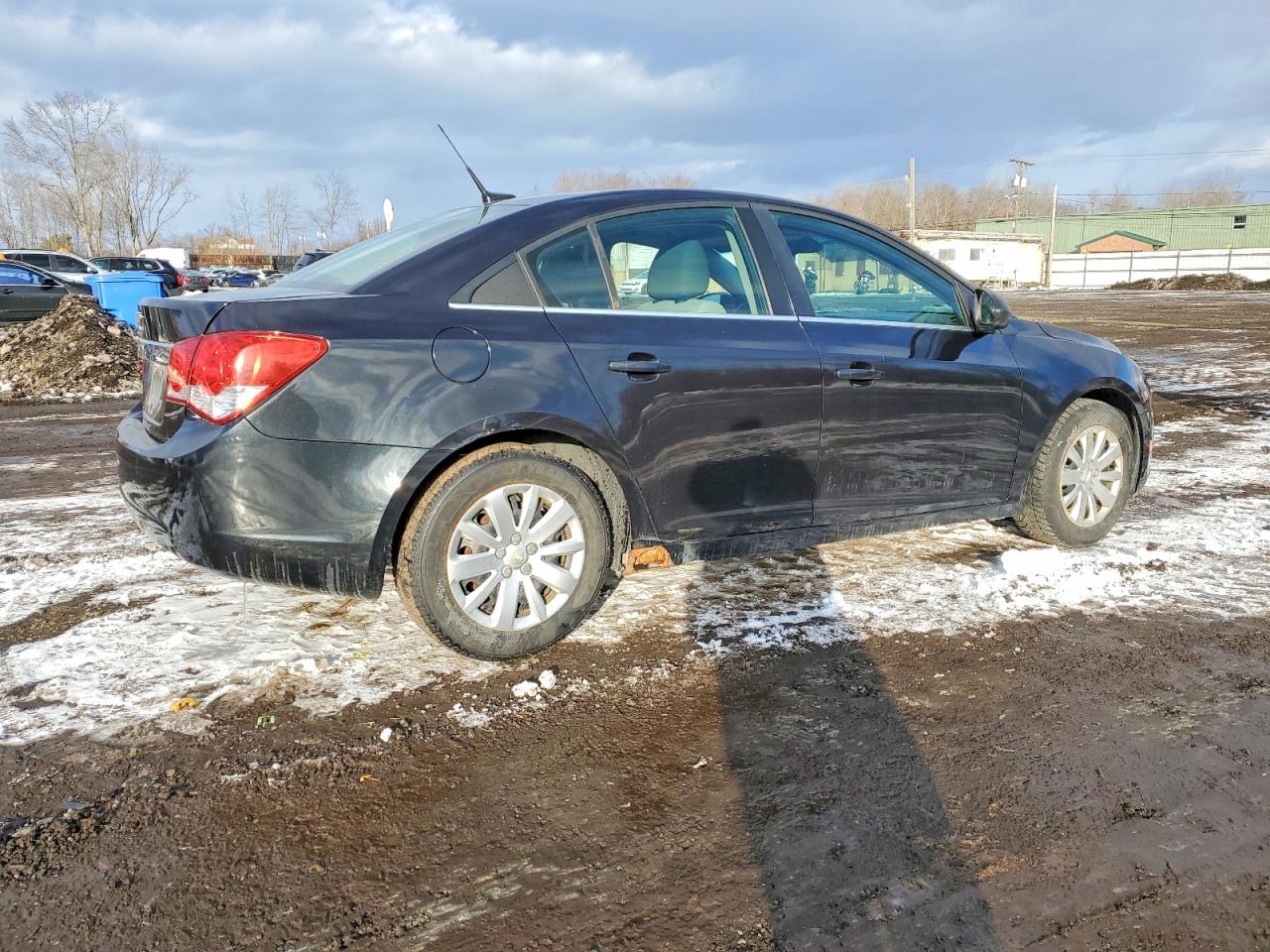 2011 CHEVROLET CRUZE LS photo 3