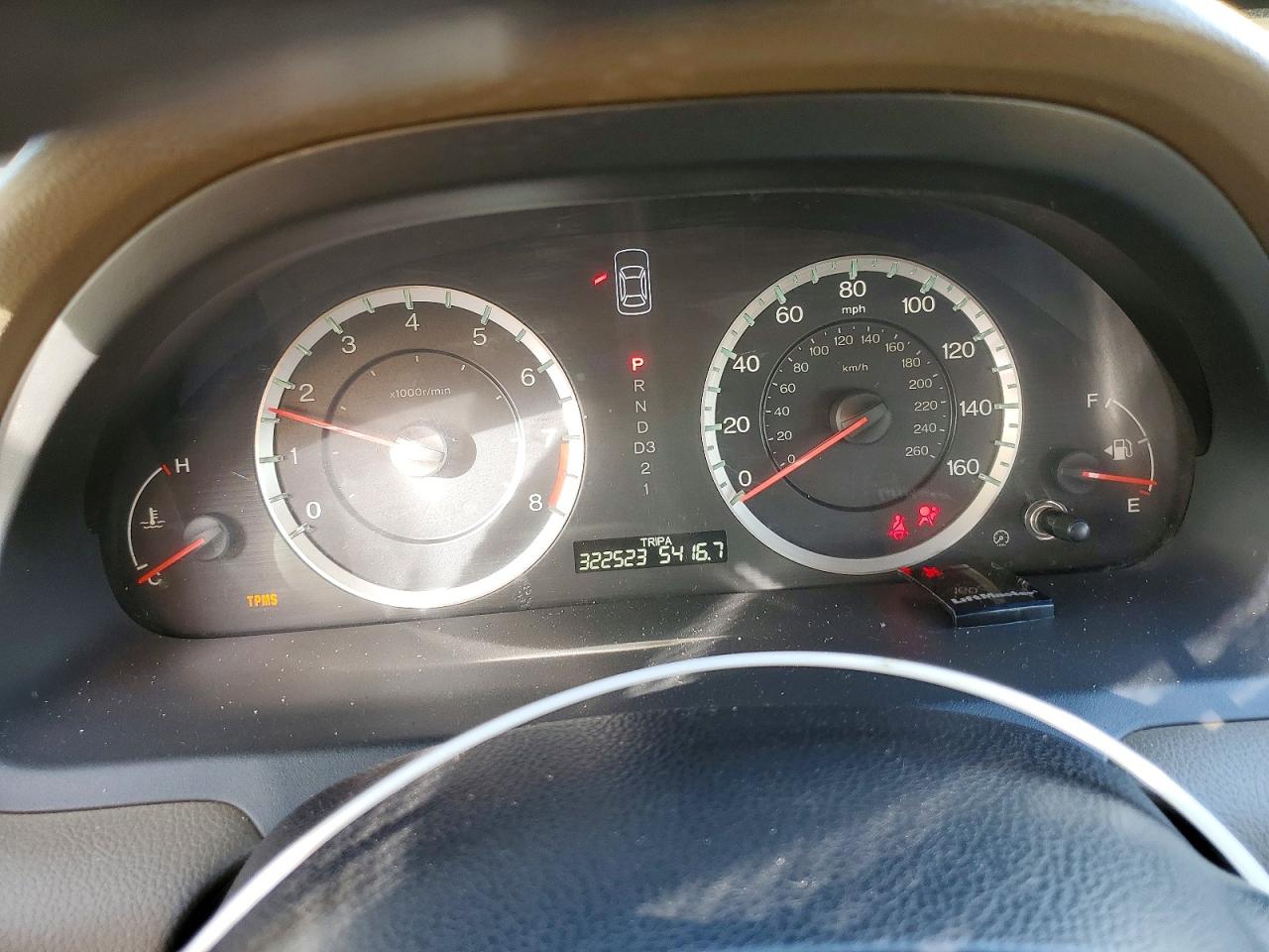 2010 HONDA ACCORD photo 9